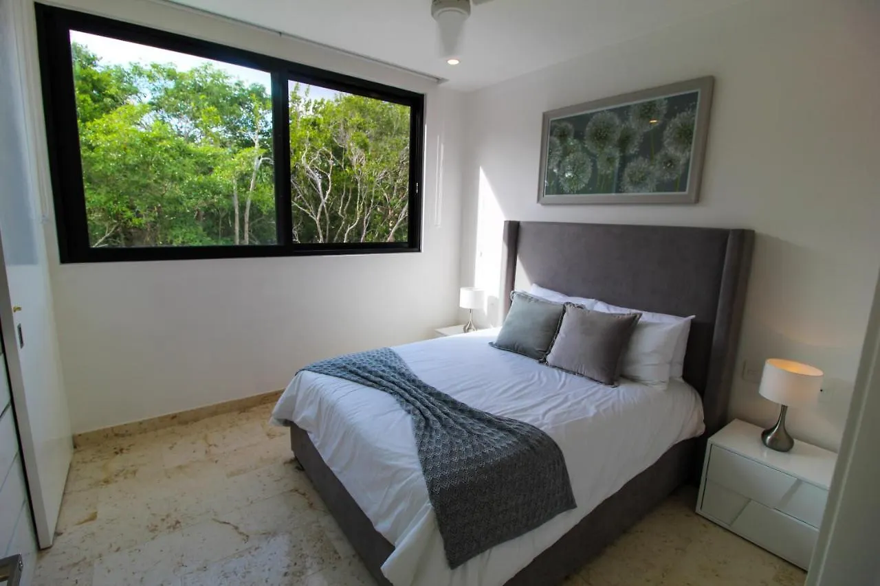 Bahia Principe Vacation Rentals - Four-Bedroom House Akumal