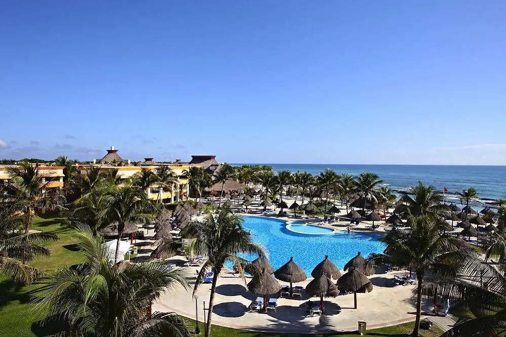 Bahia Principe Vacation Rentals - Four-Bedroom House Akumal 0*,