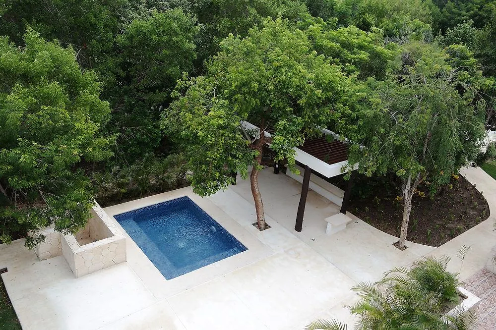 Bahia Principe Vacation Rentals - Four-Bedroom House Akumal Mexico