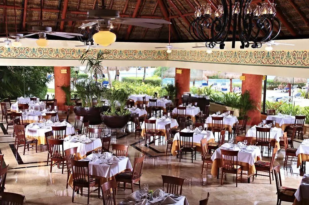 Bahia Principe Vacation Rentals - Four-Bedroom House Akumal Mexico