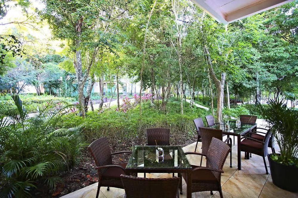 Bahia Principe Vacation Rentals - Four-Bedroom House Akumal Mexico