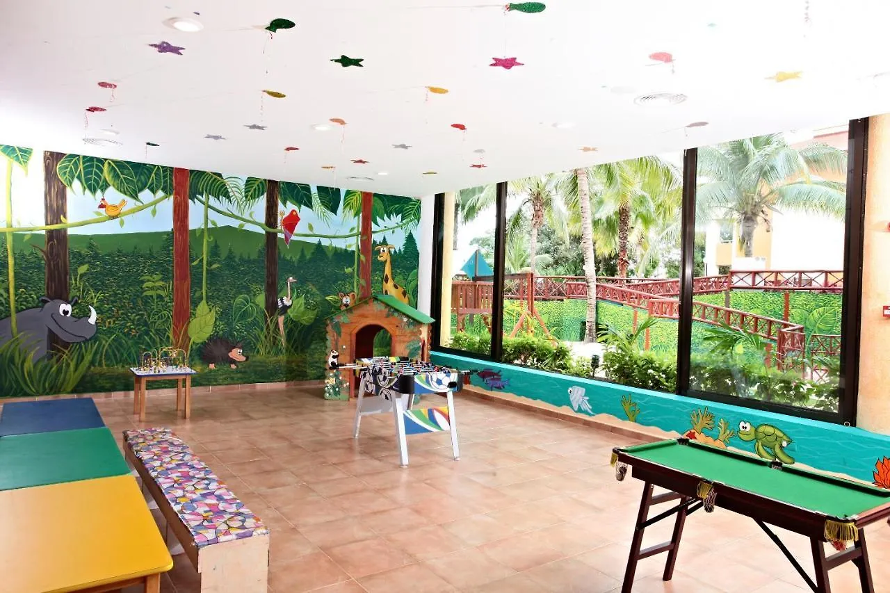 Bahia Principe Vacation Rentals - Four-Bedroom House Akumal